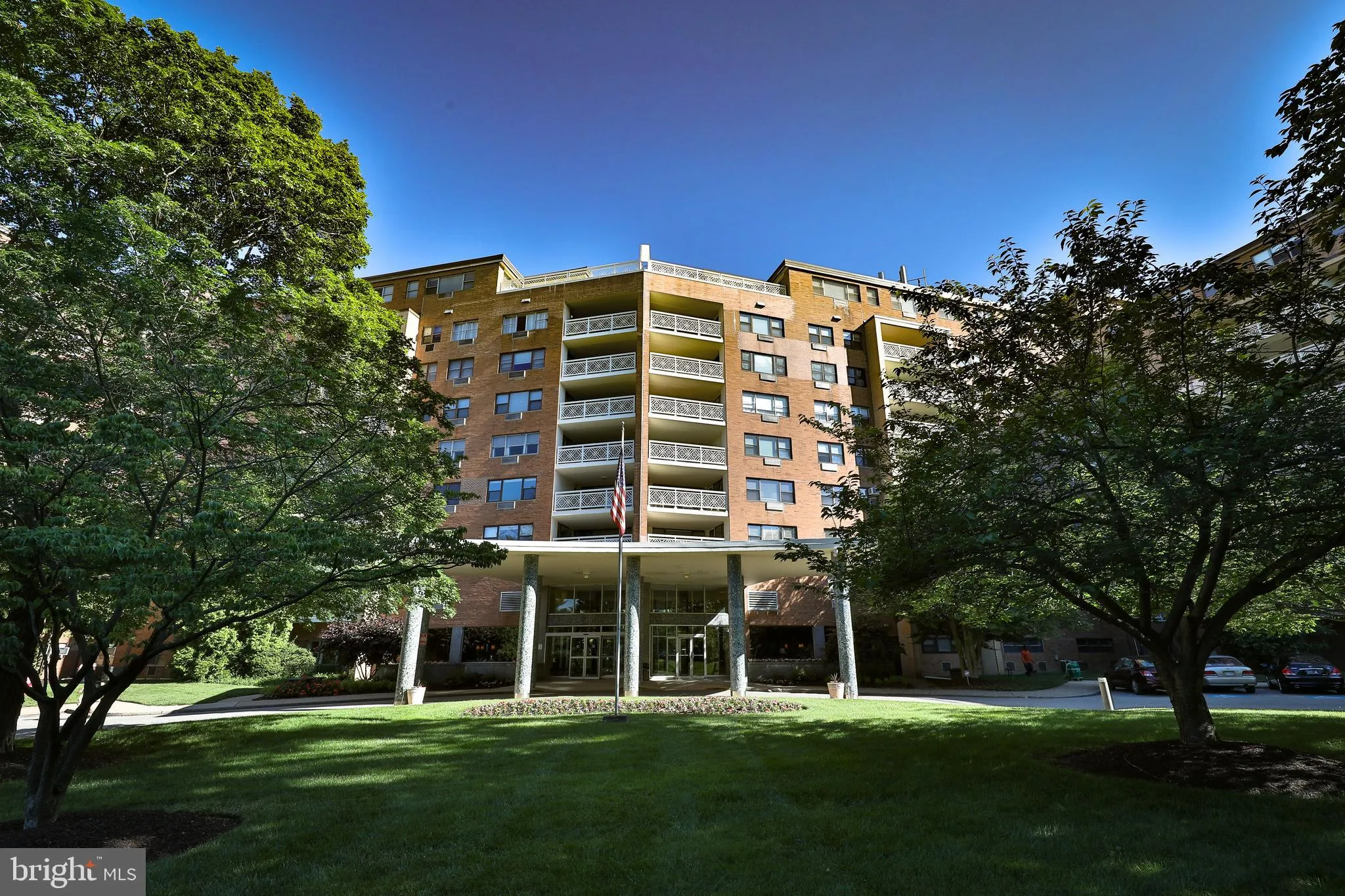 Elkins Park, Pennsylvania 19027, United States, 2 Bedrooms Bedrooms, ,2 BathroomsBathrooms,Residential,Pending,90571