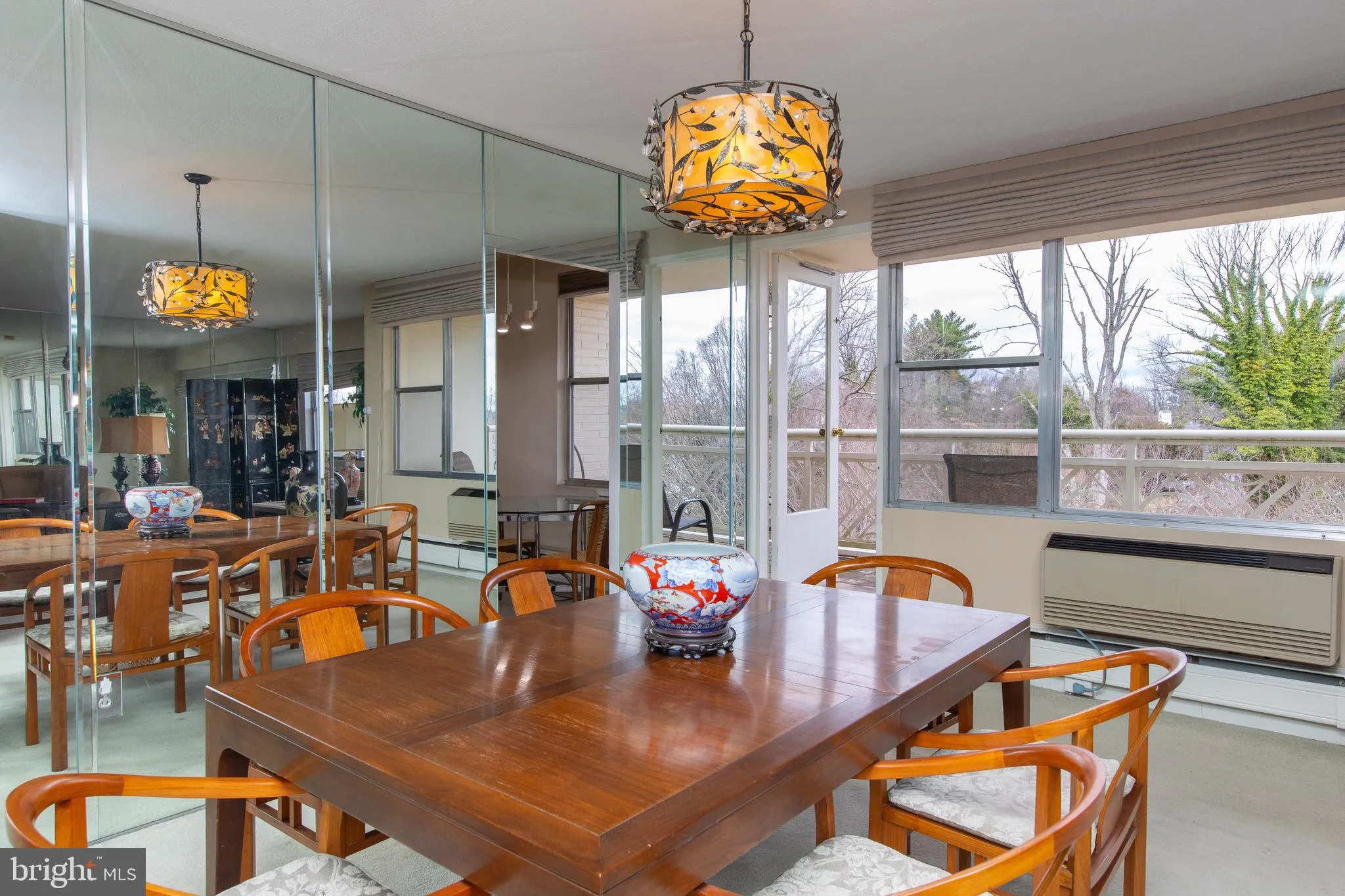 Elkins Park, Pennsylvania 19027, United States, 2 Bedrooms Bedrooms, ,2 BathroomsBathrooms,Residential,Pending,90571