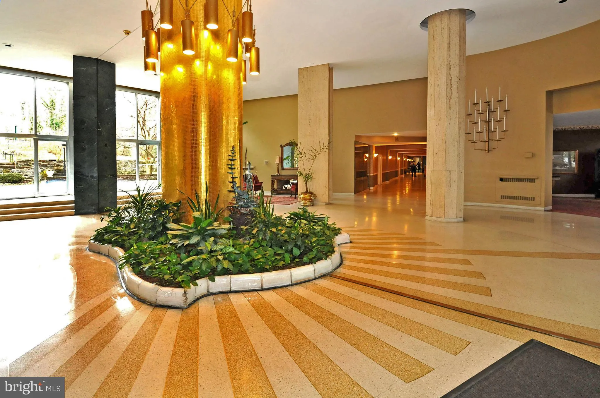 Elkins Park, Pennsylvania 19027, United States, 2 Bedrooms Bedrooms, ,2 BathroomsBathrooms,Residential,Pending,90571