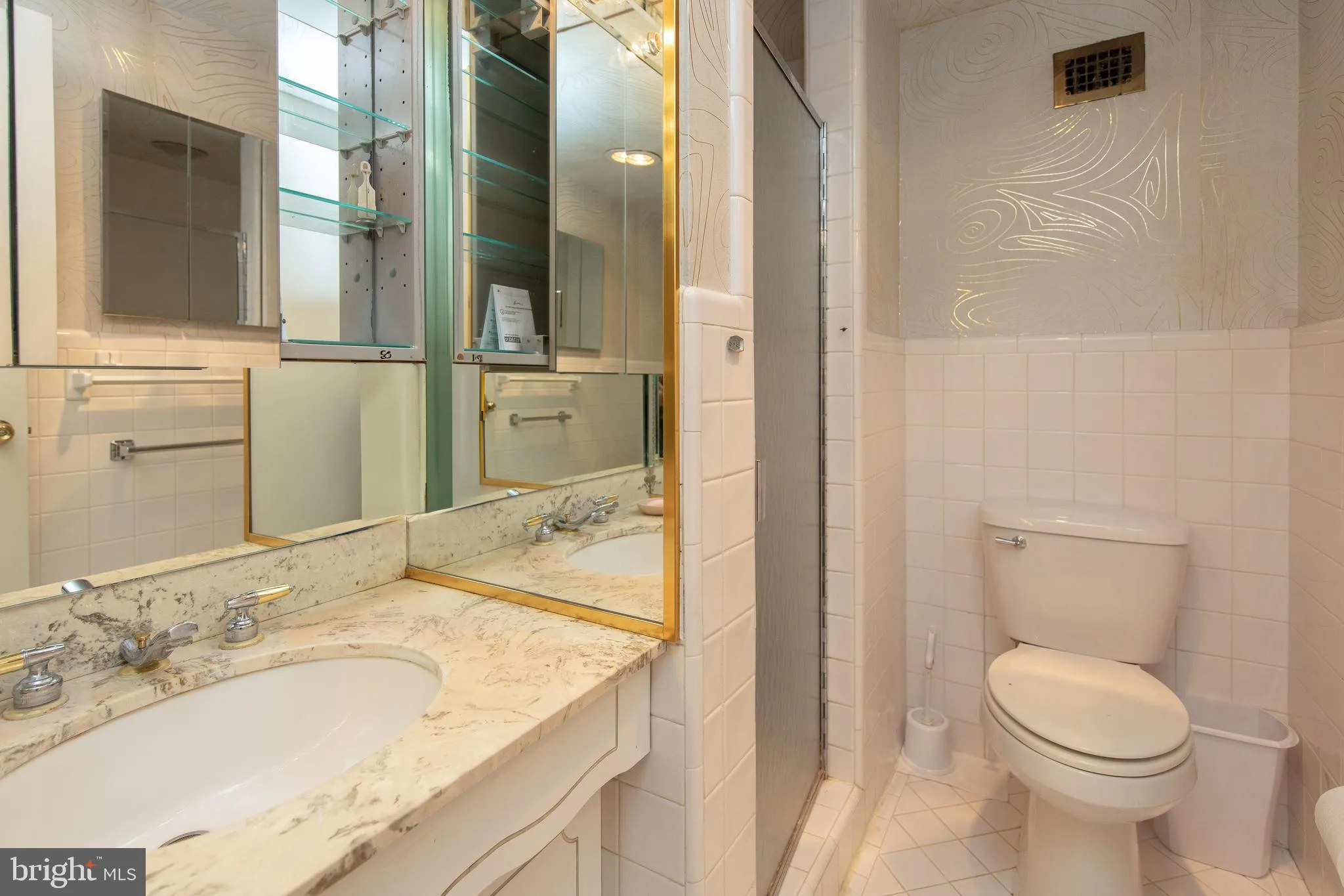 Elkins Park, Pennsylvania 19027, United States, 2 Bedrooms Bedrooms, ,2 BathroomsBathrooms,Residential,Pending,90571