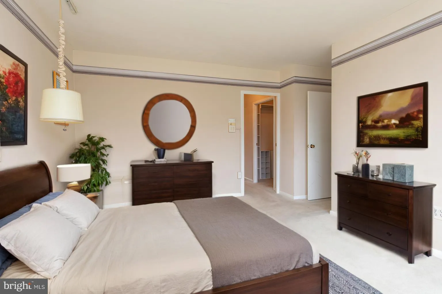 Elkins Park, Pennsylvania 19027, United States, 2 Bedrooms Bedrooms, ,2 BathroomsBathrooms,Residential,Pending,90571