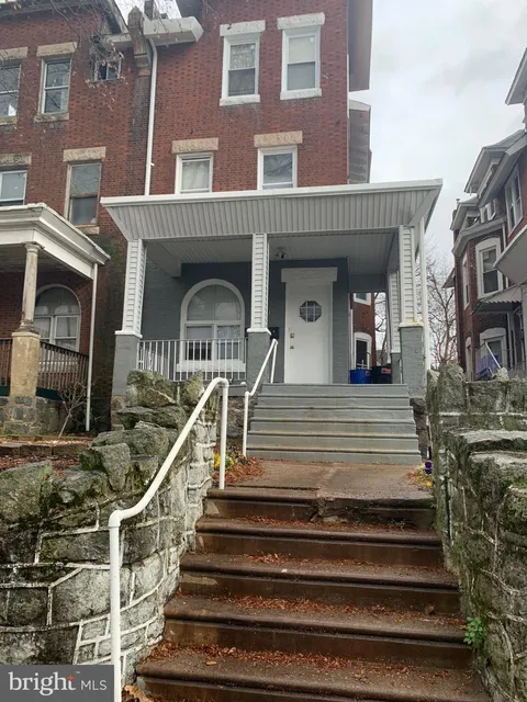 861 Wynnewood Road Unit 2, Philadelphia, PA MLS: PAPH2462498