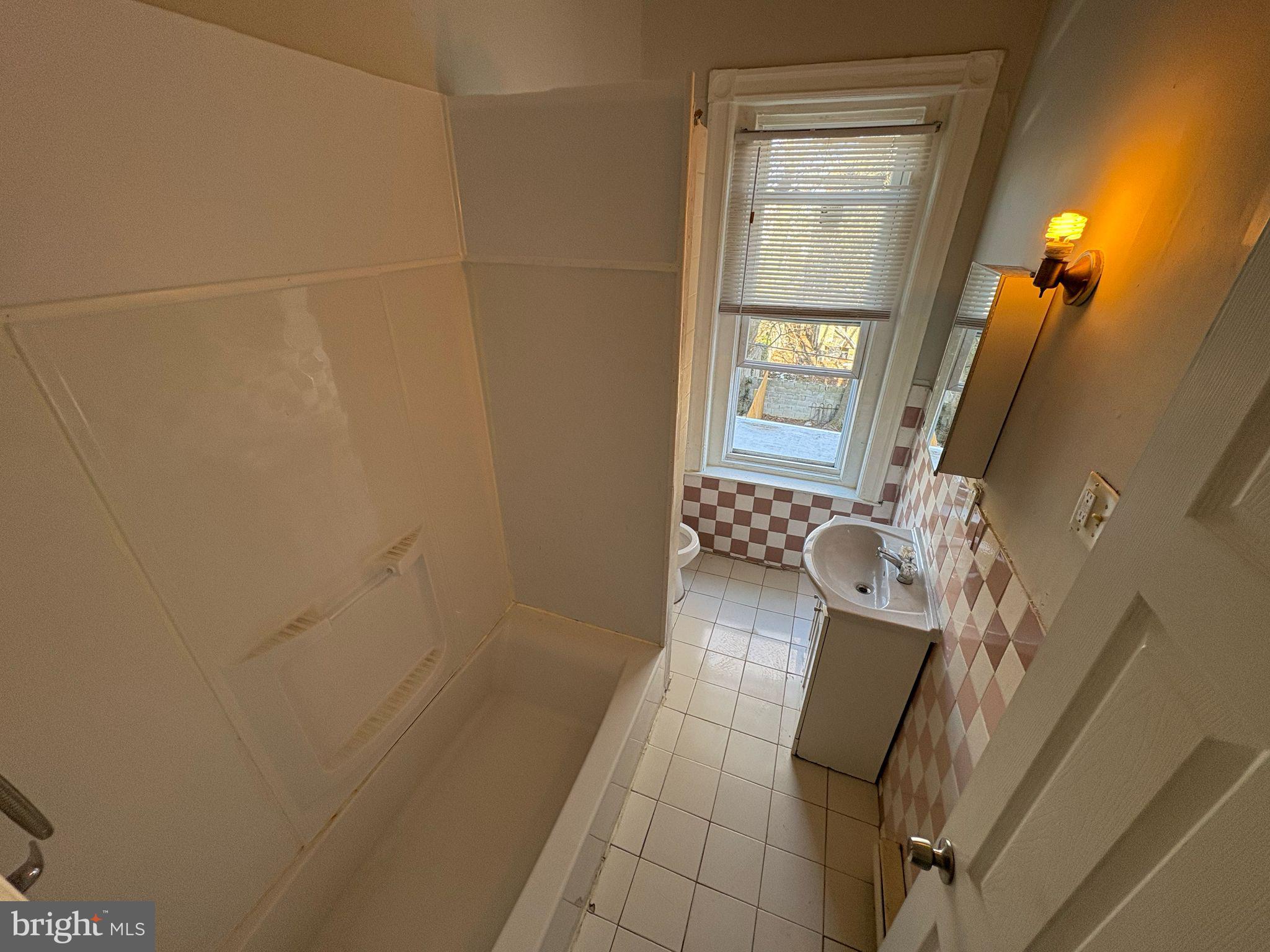 OVERBROOK PARK - Residential Lease