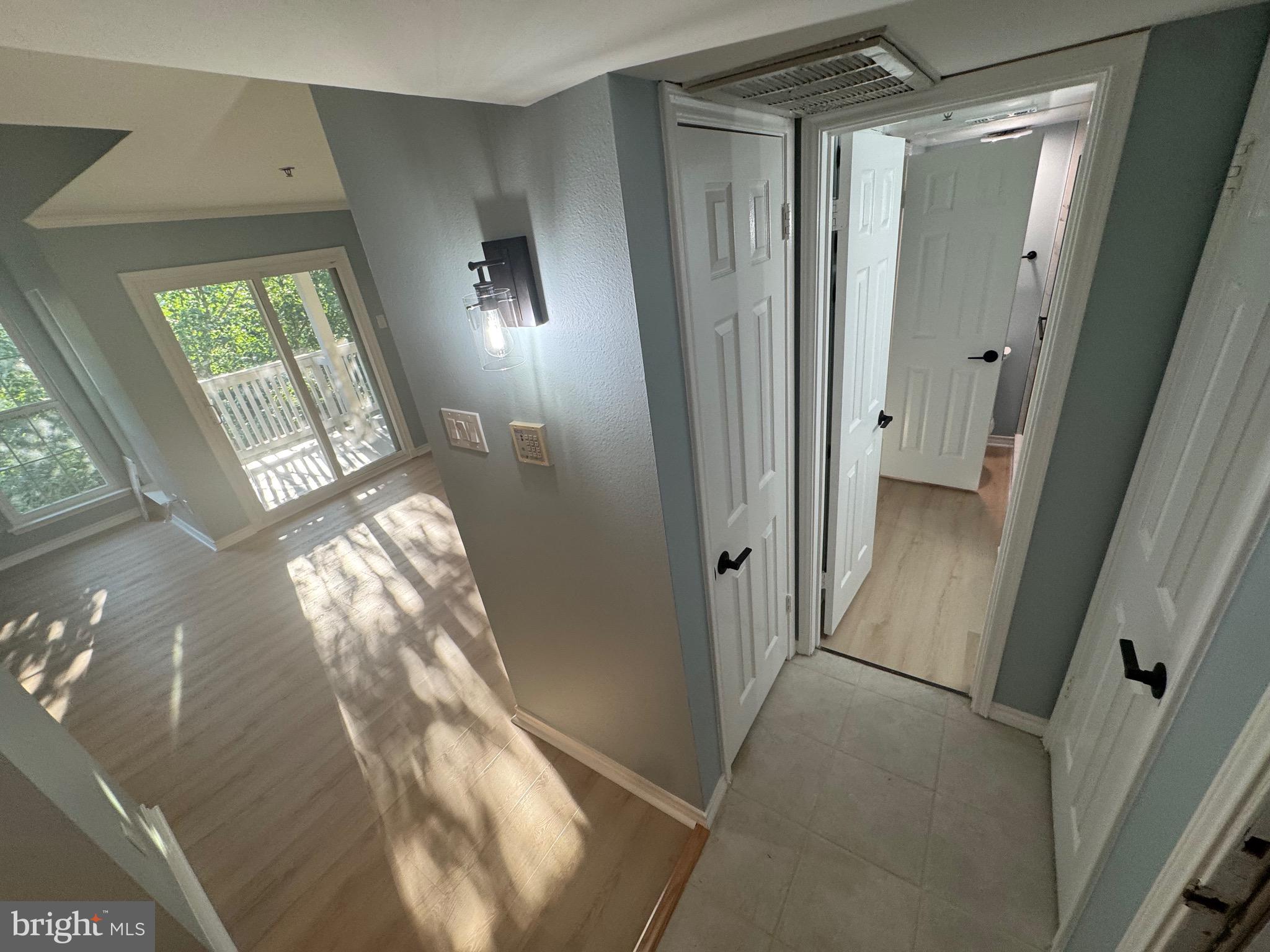 FOUNTAINS AT MCLEAN - Residential Lease