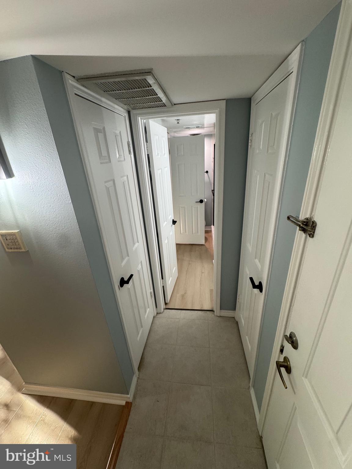 FOUNTAINS AT MCLEAN - Residential Lease