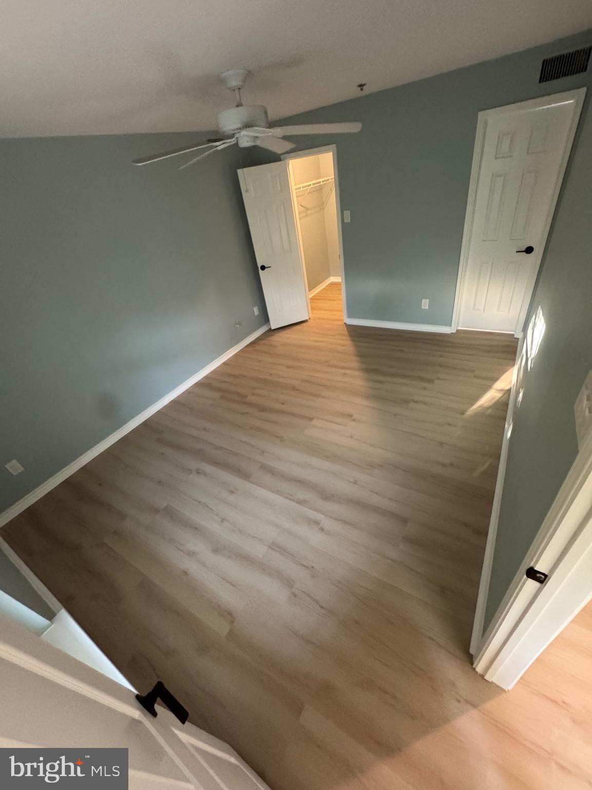 FOUNTAINS AT MCLEAN - Residential Lease