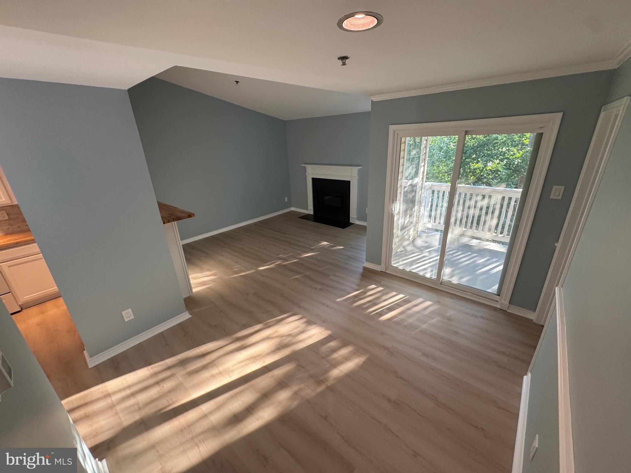 FOUNTAINS AT MCLEAN - Residential Lease