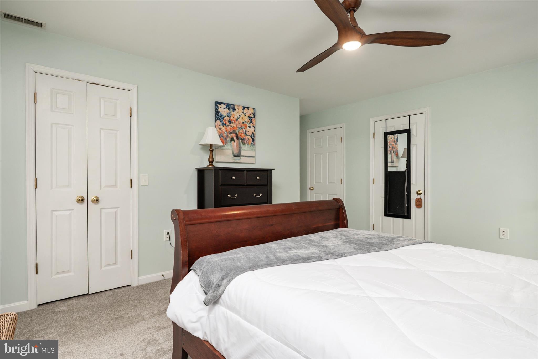 CHESTER RIVER BEACH - Residential