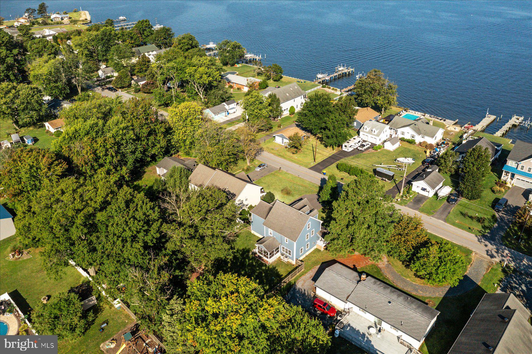 CHESTER RIVER BEACH - Residential