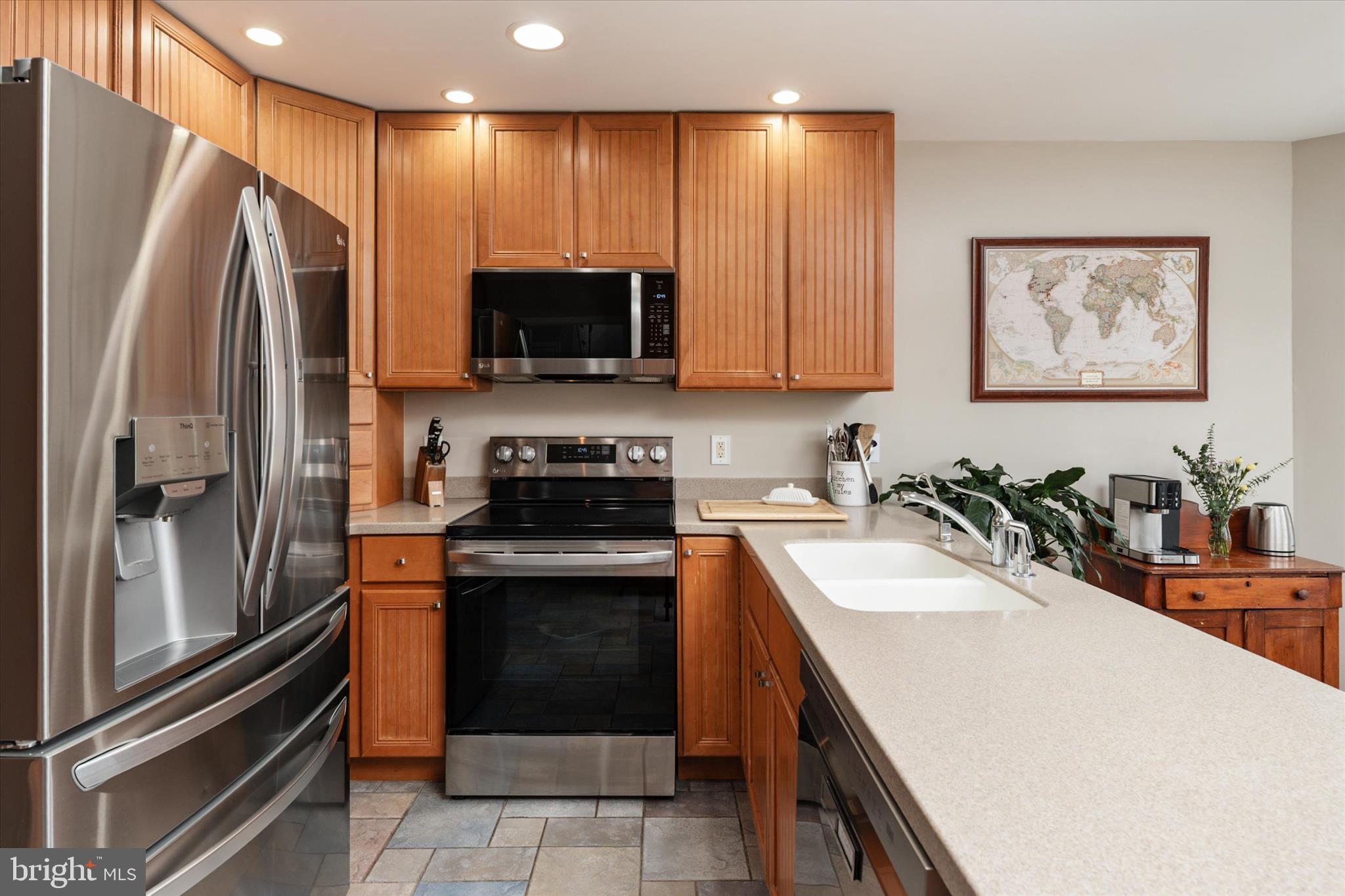 CHESTER RIVER BEACH - Residential