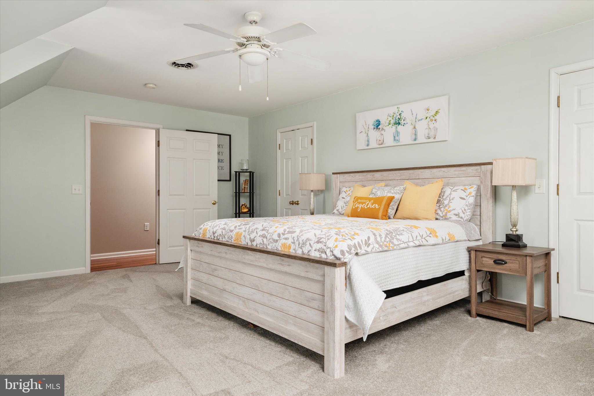 CHESTER RIVER BEACH - Residential