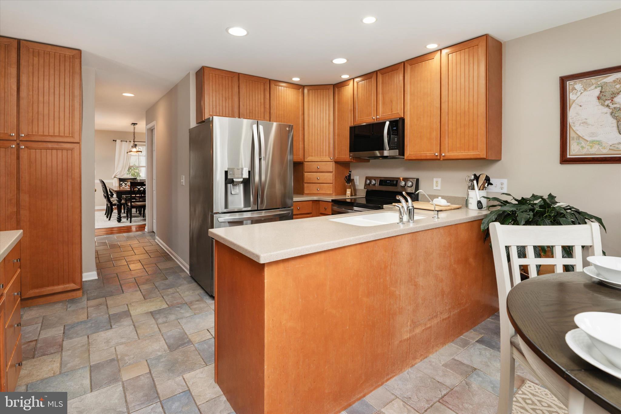 CHESTER RIVER BEACH - Residential