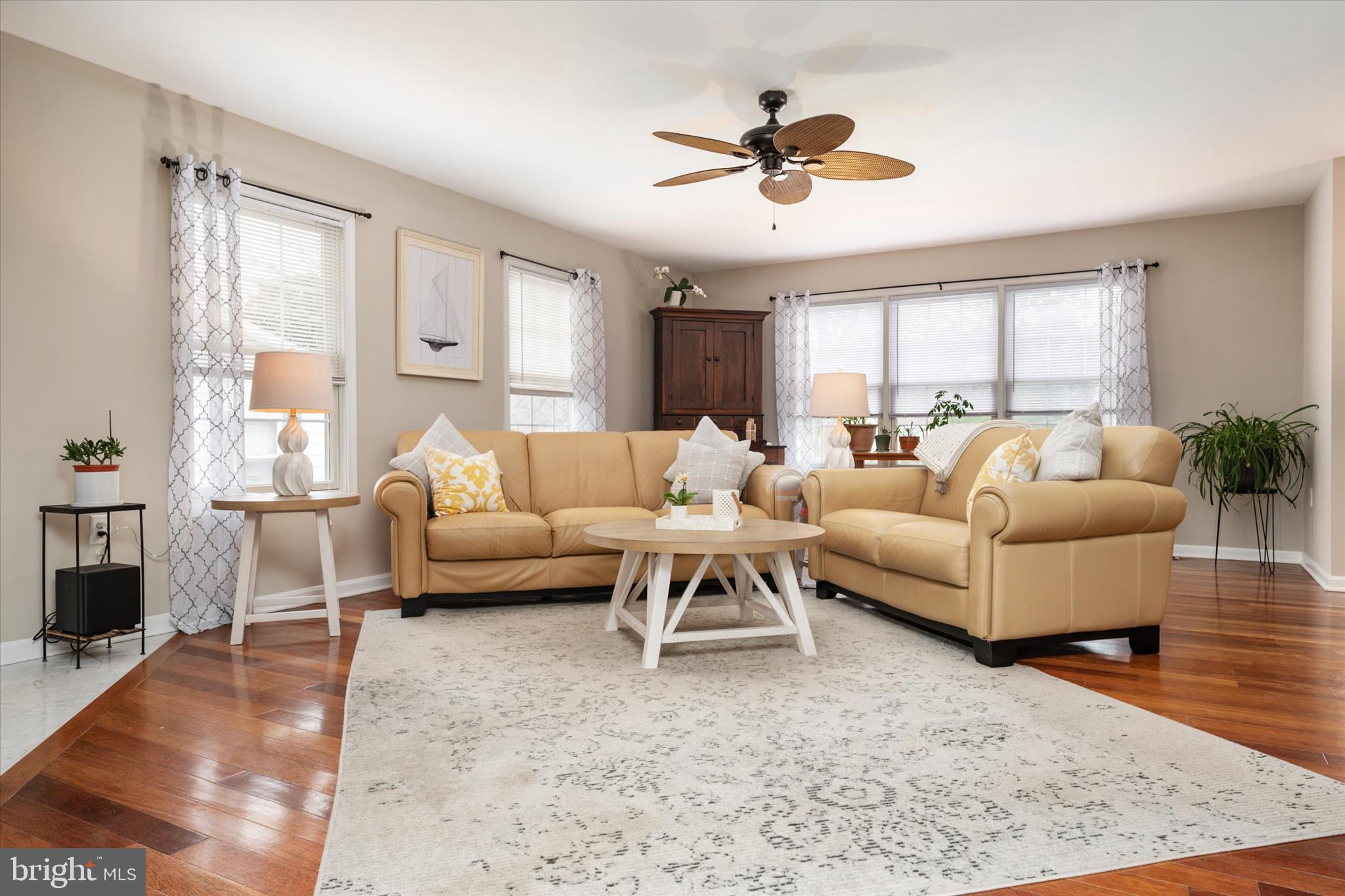 CHESTER RIVER BEACH - Residential