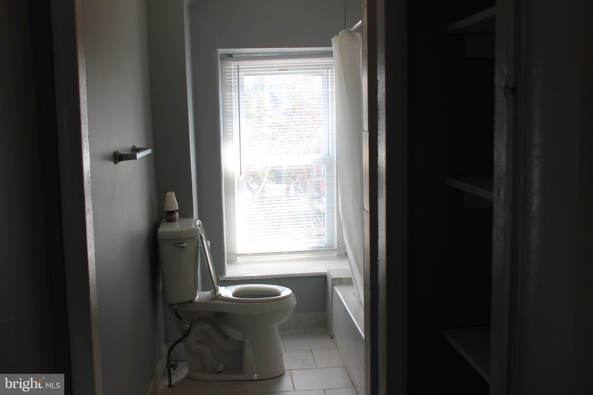 GERMANTOWN (EAST) - Residential Lease