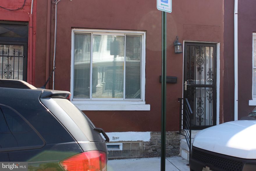 Nice 3 bedrooms, 2.5 bathrooms + a bonus room, straight through on a quiet Germantown side Street.  Nice exterior front and a large fenced in rear yard.  Living room, dining room with hardwood floors, eat in kitchen (refrigerator and dishwasher).  Full finished basement with washer and dryer.  Convenient location shops, recreation and transportation all within walking distance.  Tenants are responsible for all utilities.  Applicants must meet credit specifications and income requirements to qualify.  Also requirements includes first, last and security deposit equal to one months rent.  Application fee is $50.00 per adult.