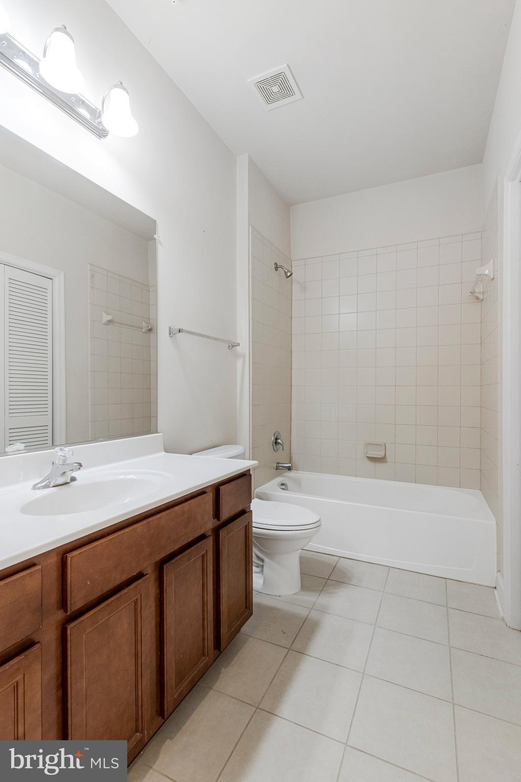 SUMMERFIELD AT MORGAN ST - Residential Lease