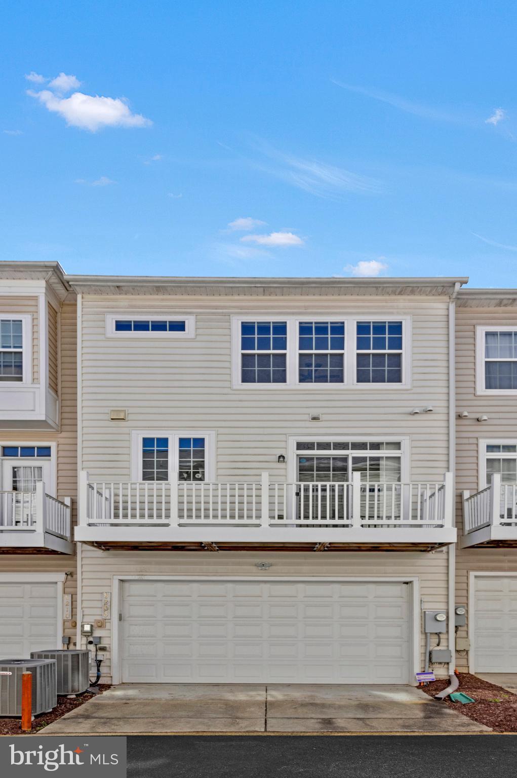 SUMMERFIELD AT MORGAN ST - Residential Lease