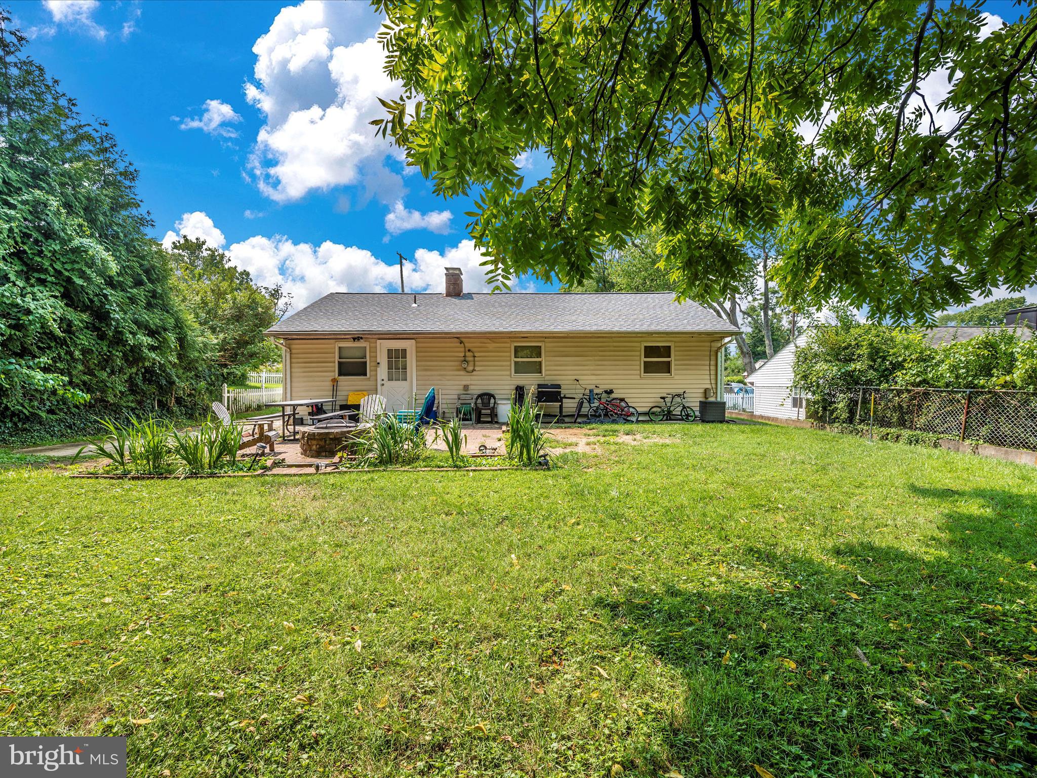 ROCKLAND - Residential