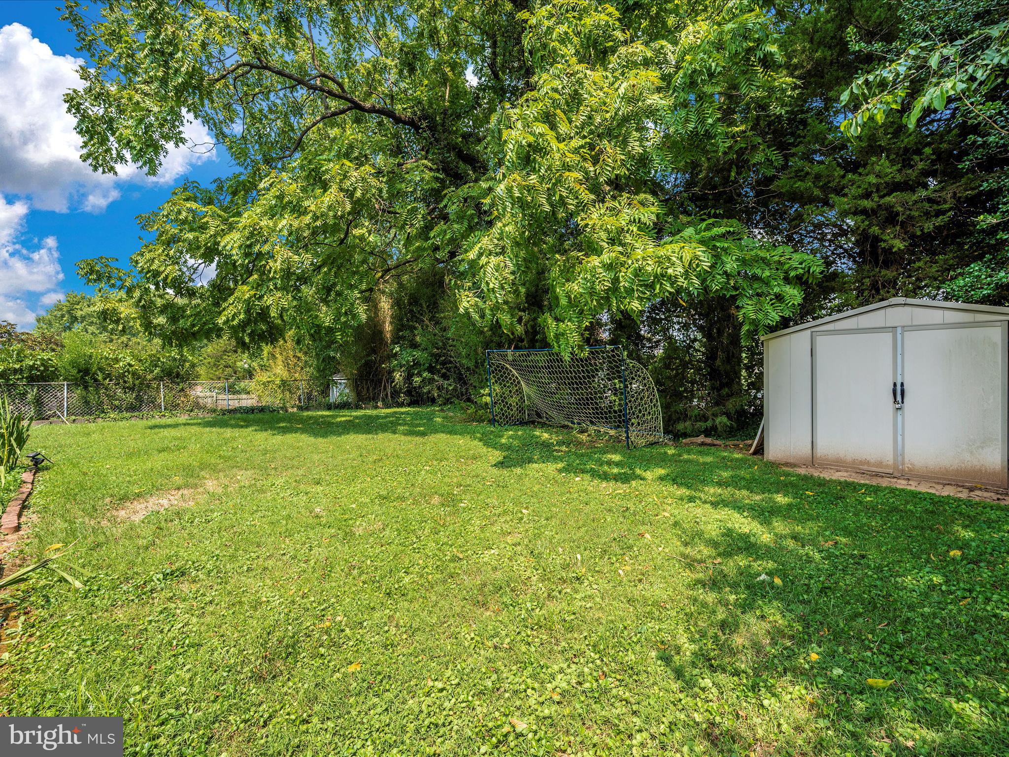 ROCKLAND - Residential