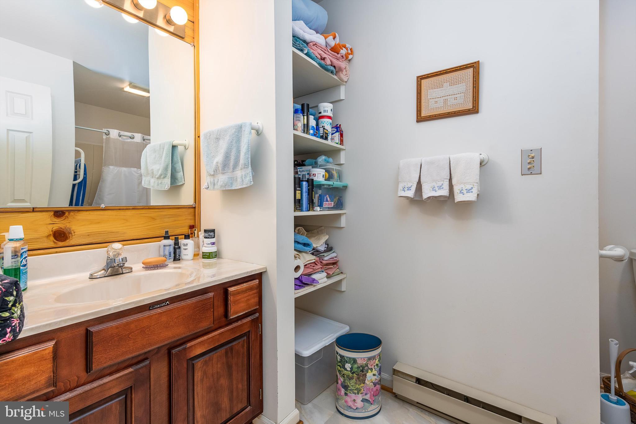 CHRISTINA'S WORLD II - Residential