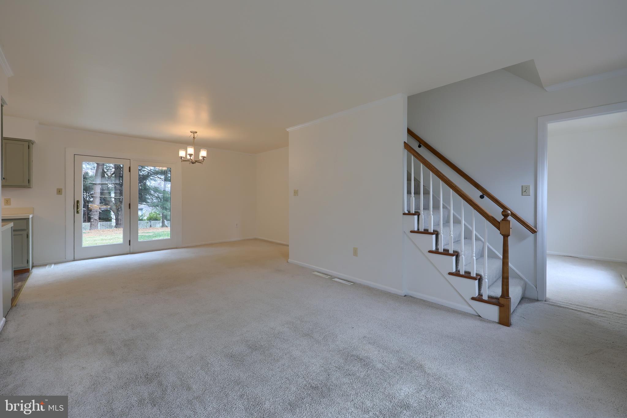 3213 MAPLECREST TERRACE