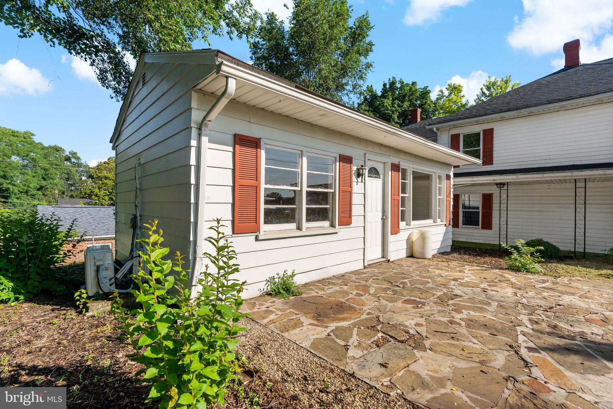 AUBURNDALE - Residential