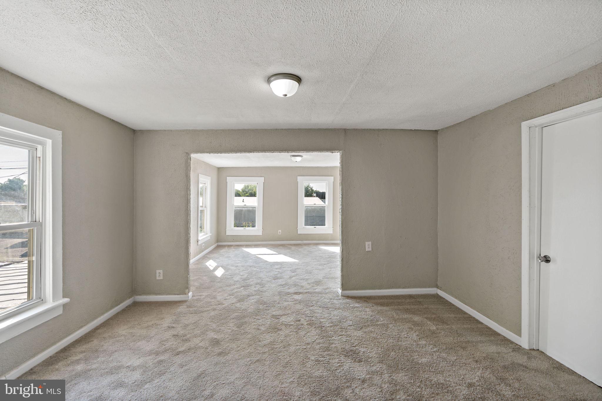 AUBURNDALE - Residential