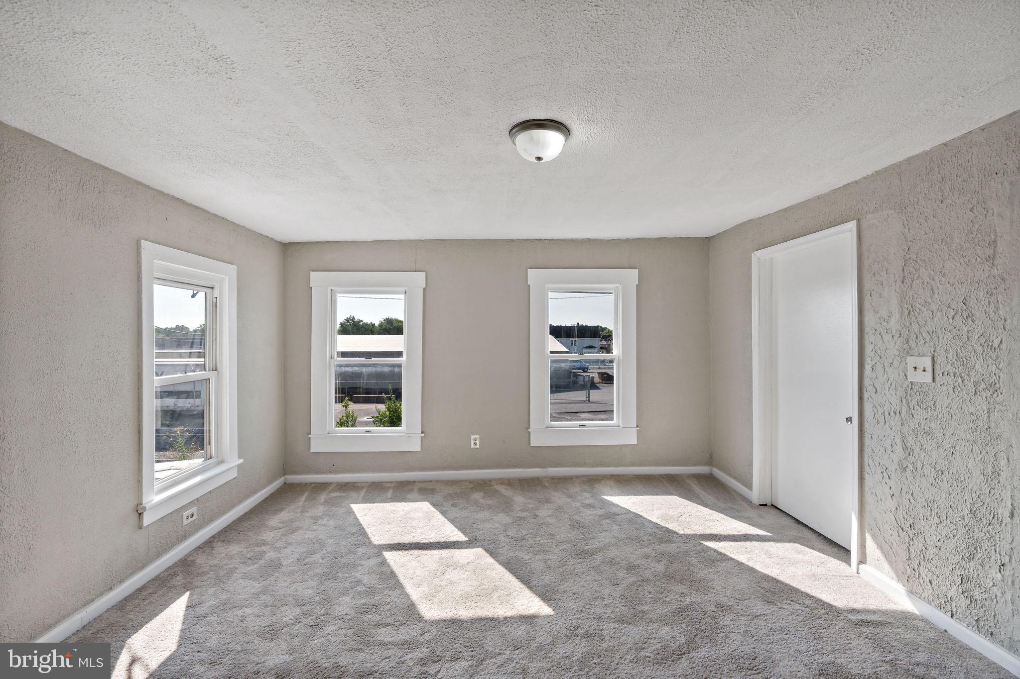 AUBURNDALE - Residential