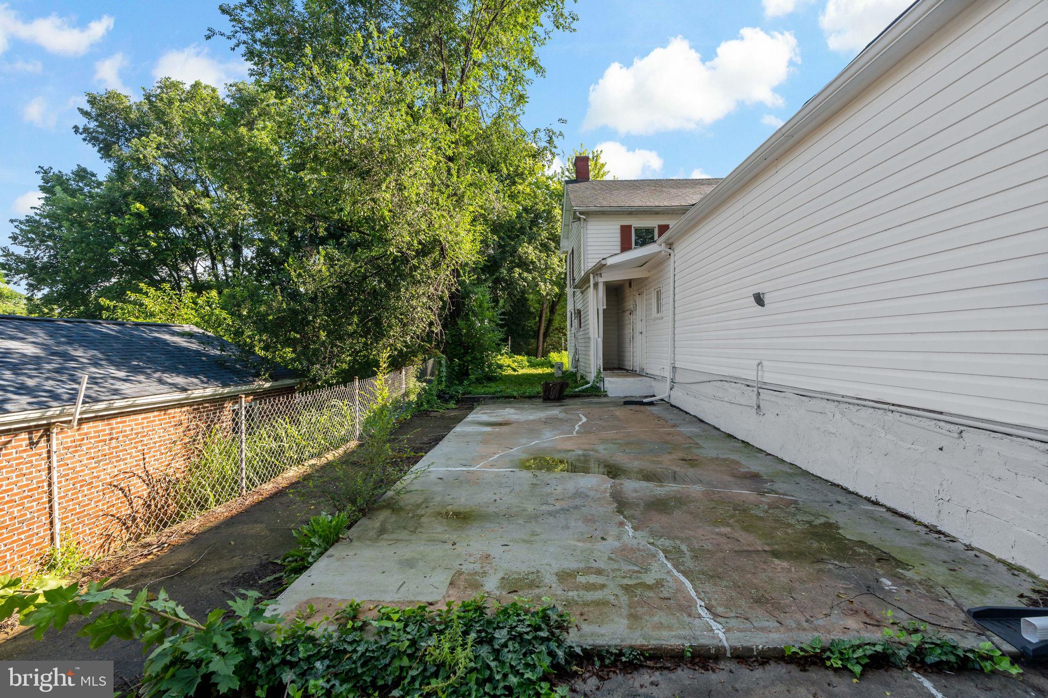 AUBURNDALE - Residential