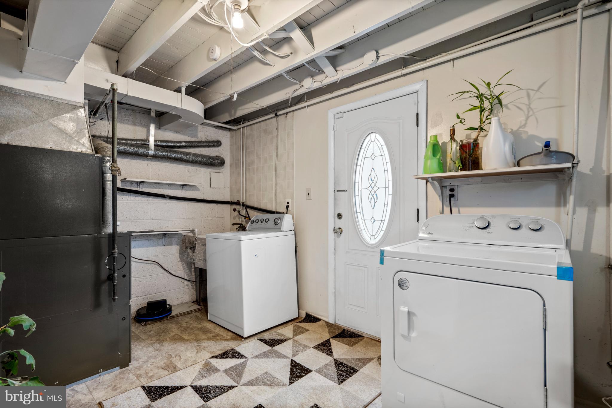 PINE VALLEY - Residential