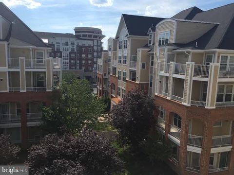 Condo For Rent - 2701 Bellforest Court #403<br/> Fairfax County, VIENNA, VA 22180