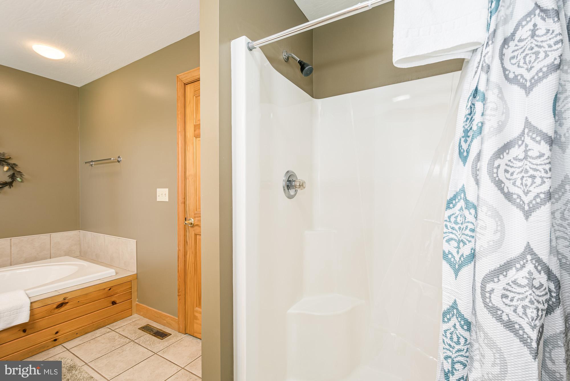 WATERFRONT GREENS - Residential