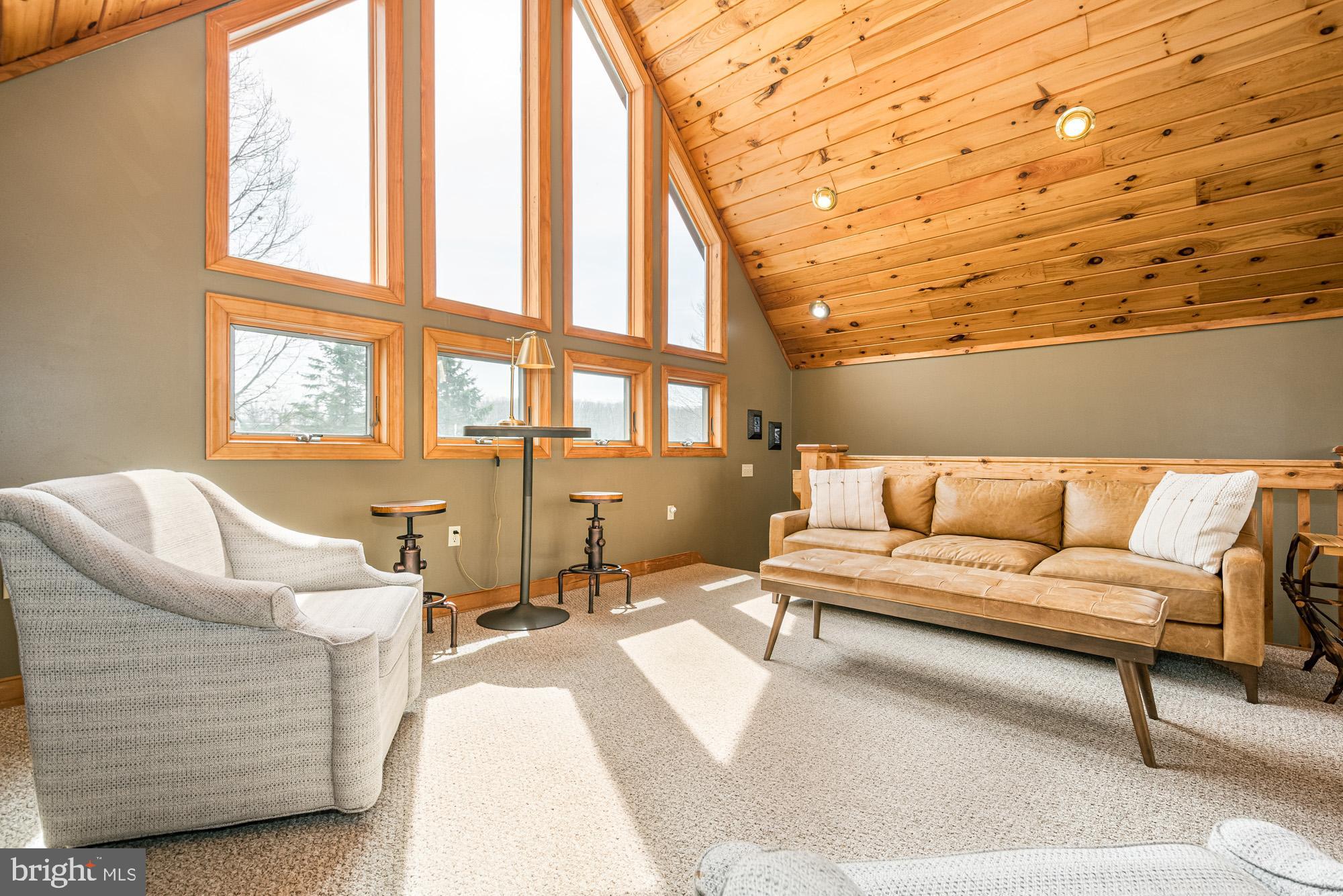 WATERFRONT GREENS - Residential