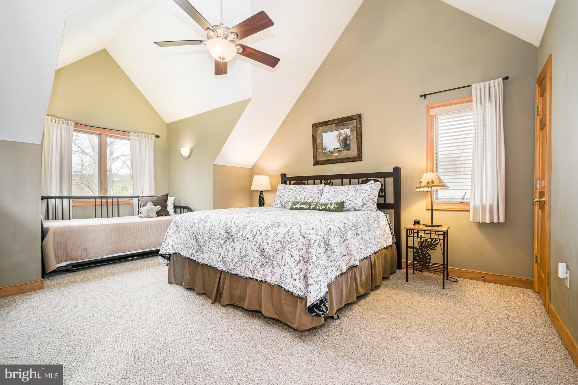 WATERFRONT GREENS - Residential