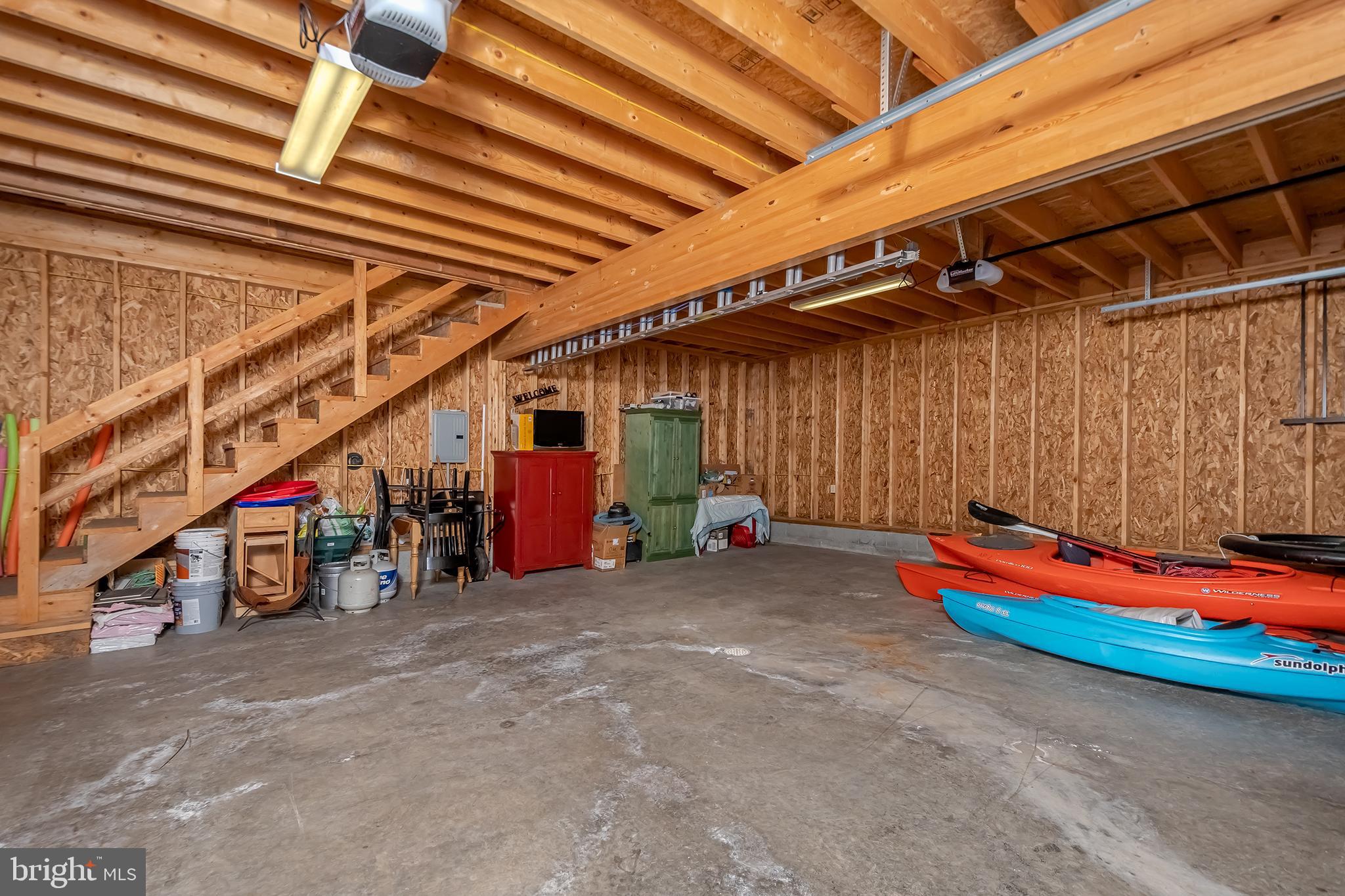 WATERFRONT GREENS - Residential