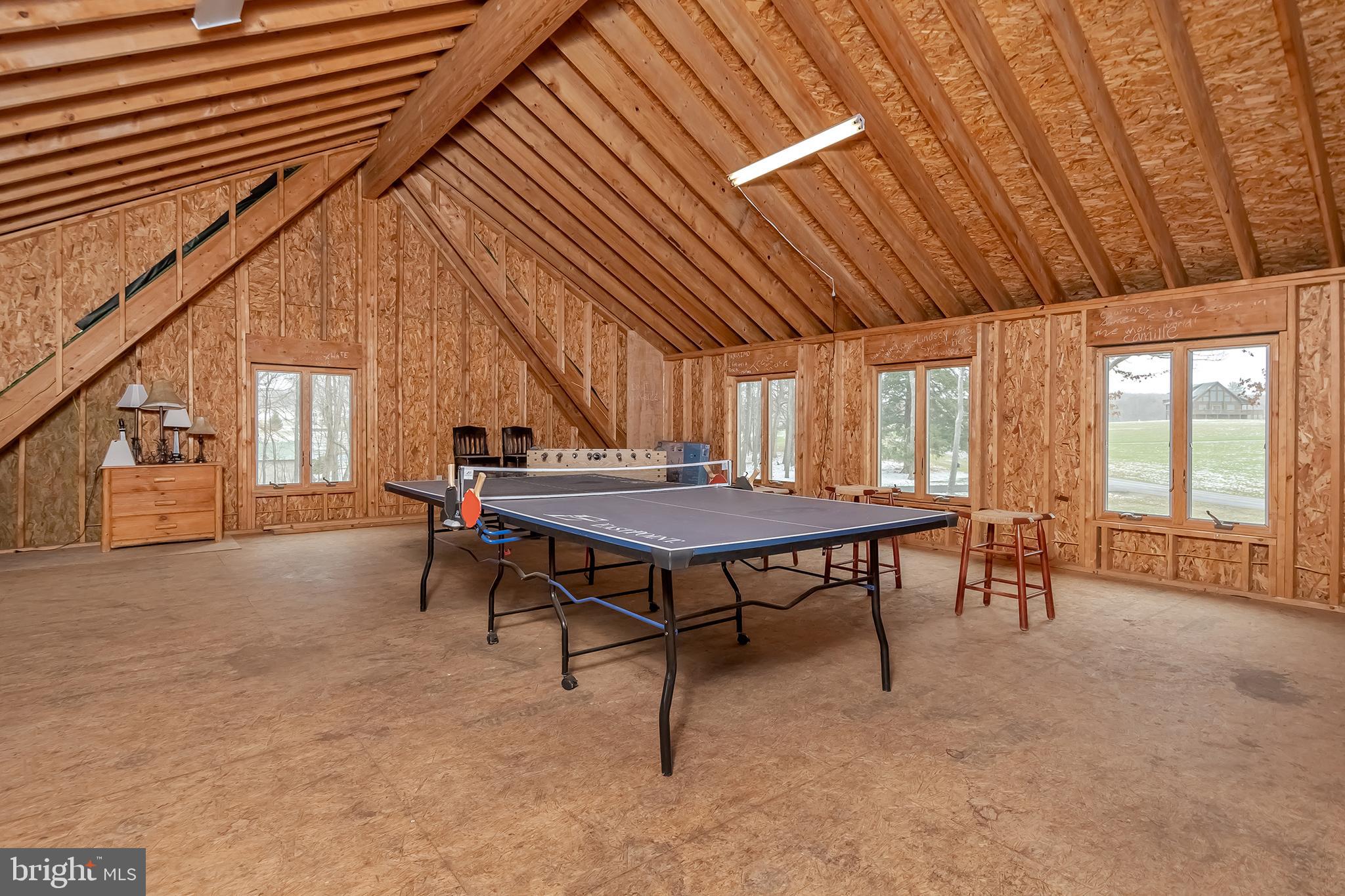 WATERFRONT GREENS - Residential