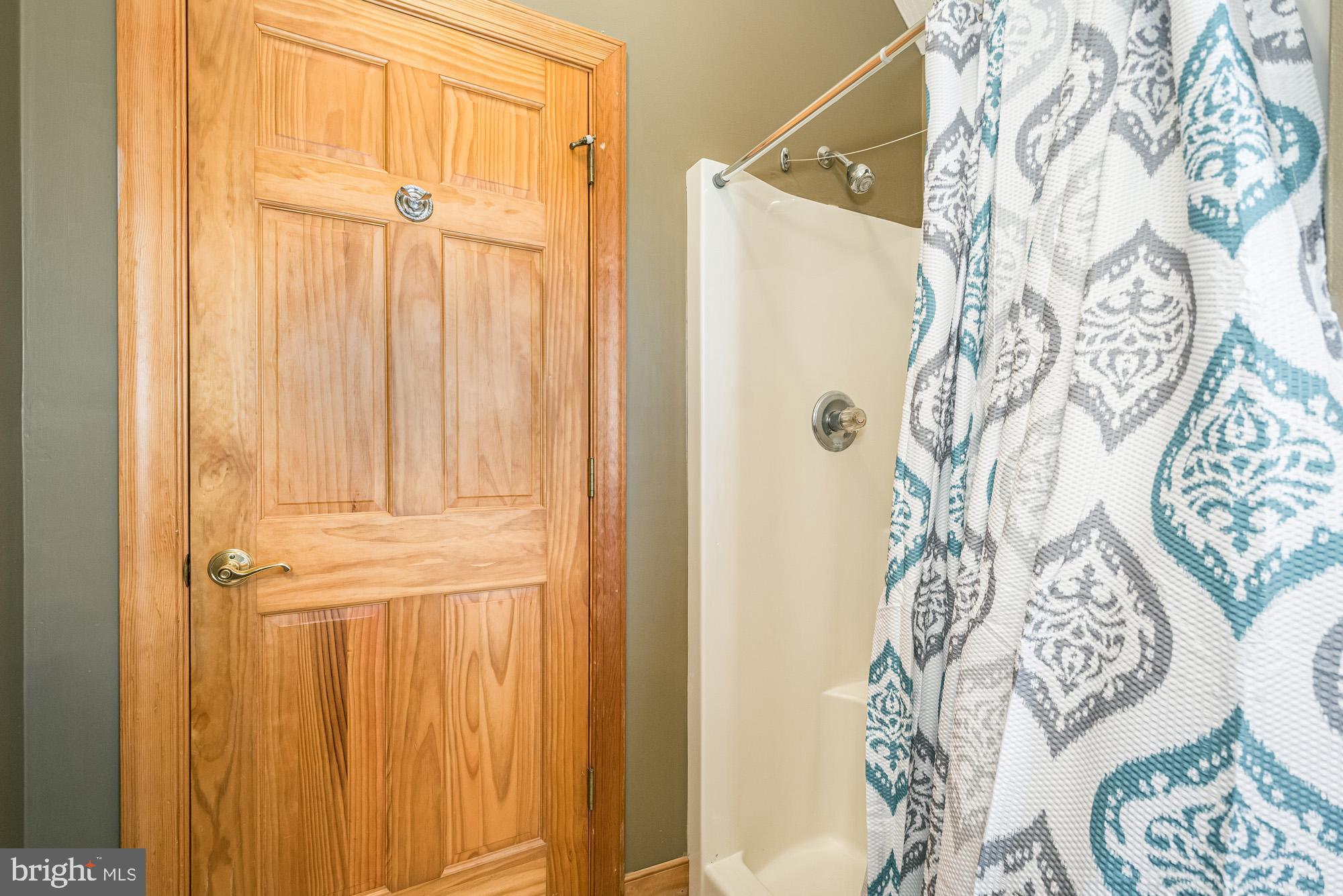 WATERFRONT GREENS - Residential