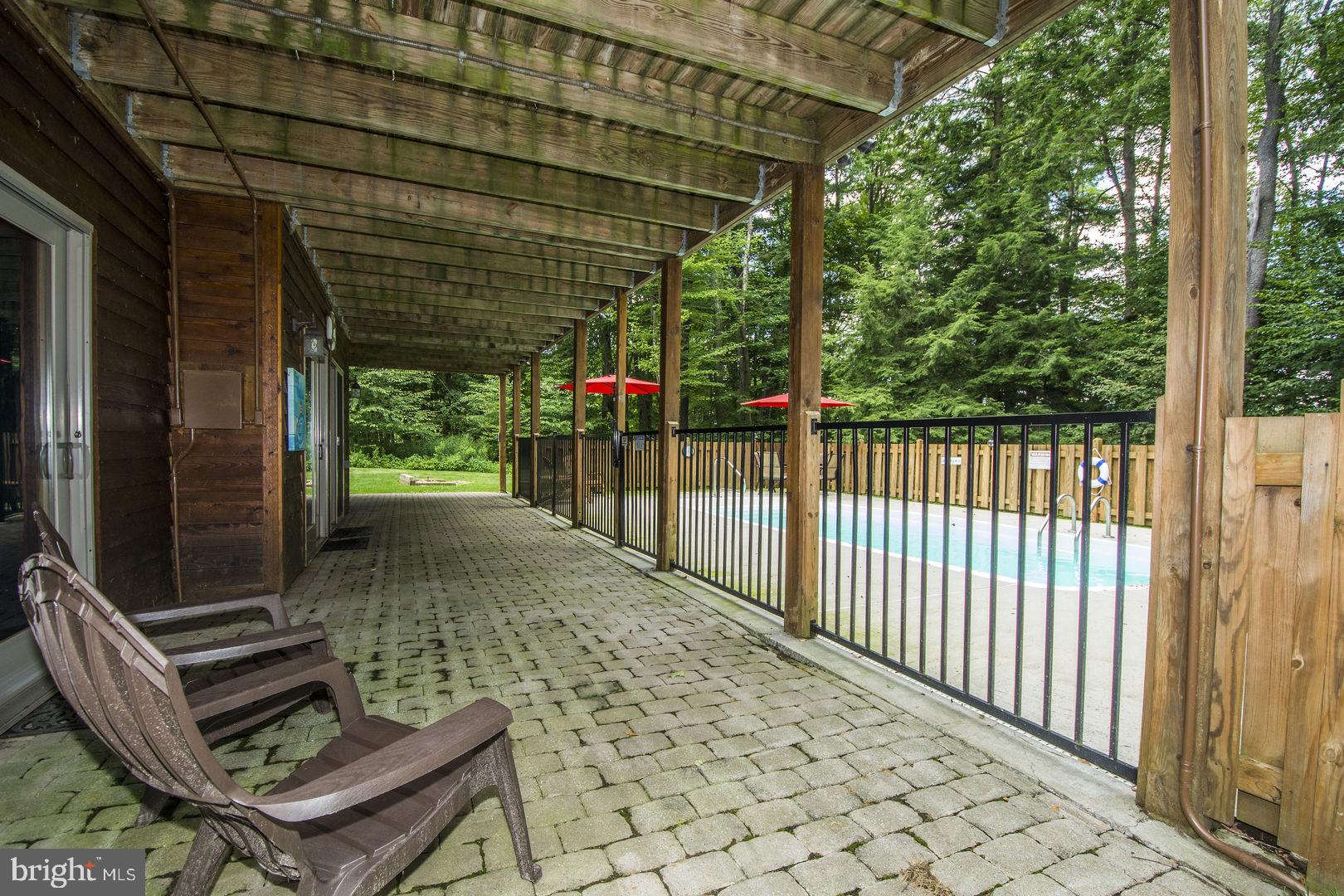 WATERFRONT GREENS - Residential