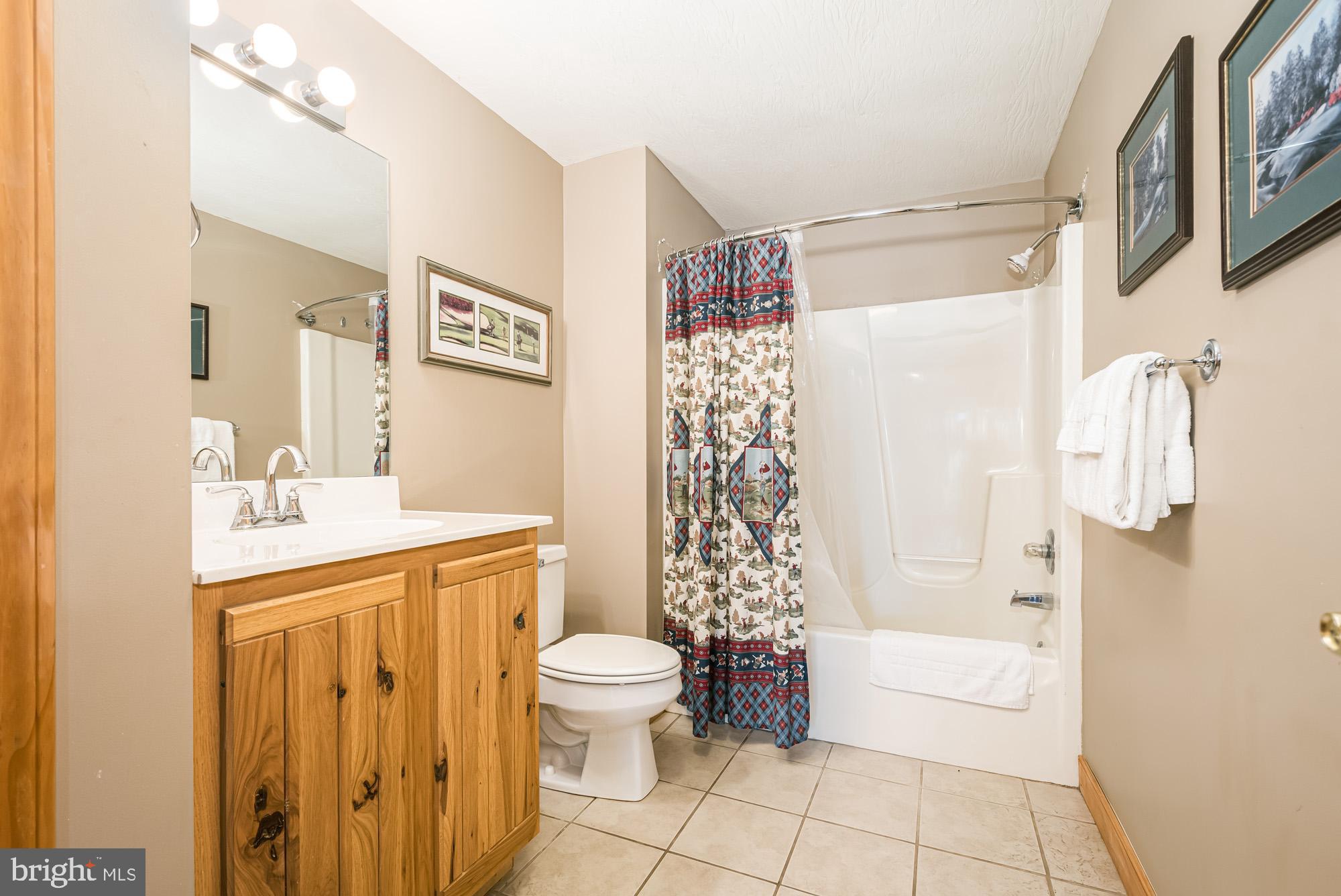 WATERFRONT GREENS - Residential