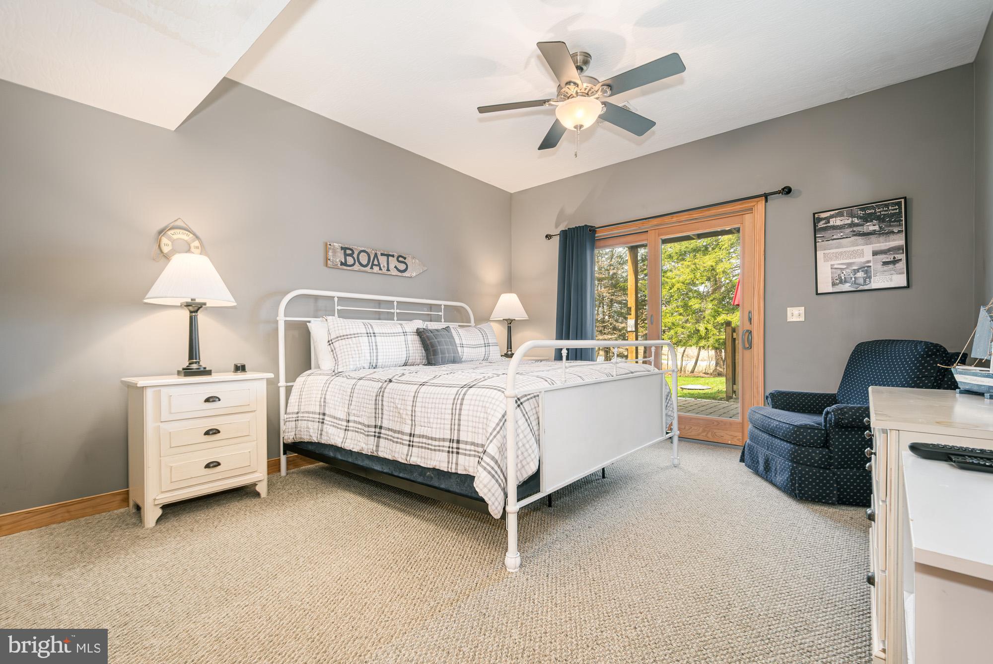 WATERFRONT GREENS - Residential