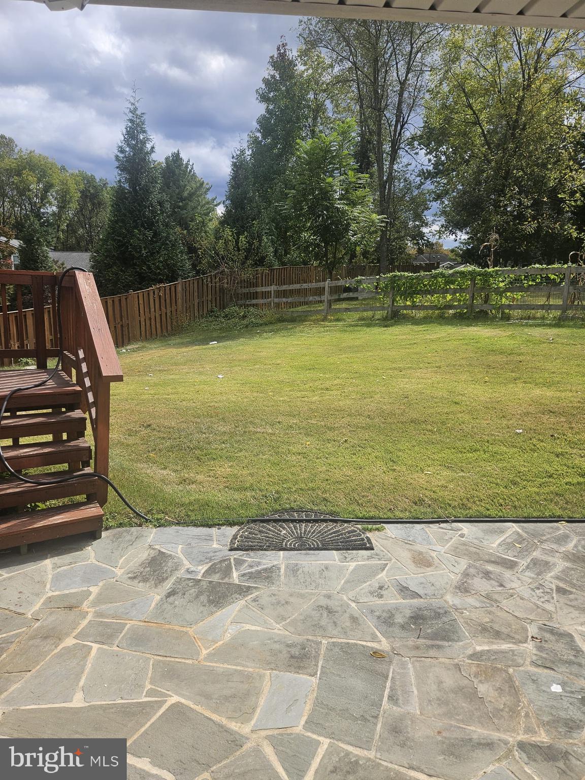 QUINCE ORCHARD KNOLLS - Residential Lease