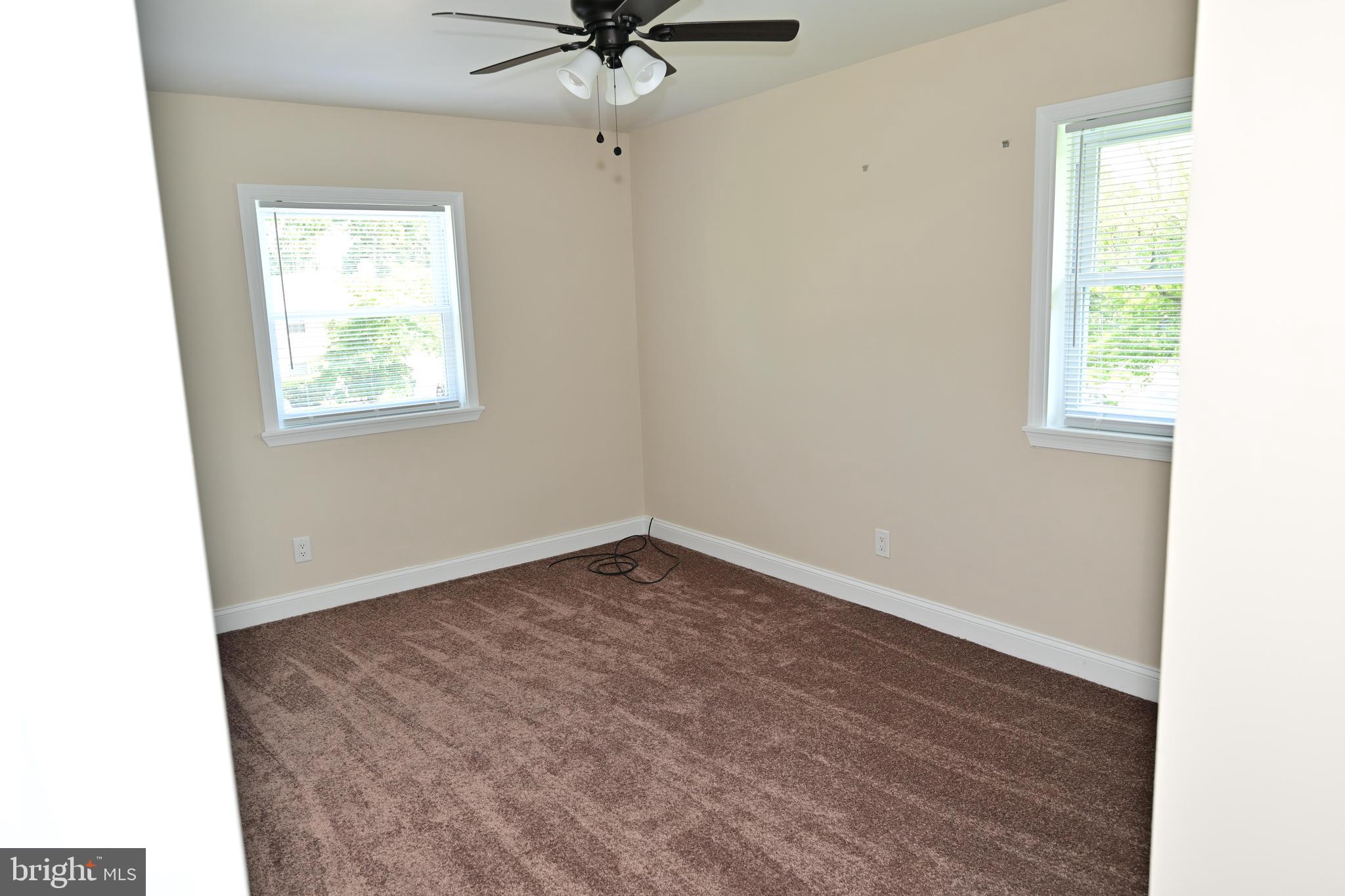 TWICKENHAM VILLAGE - Residential