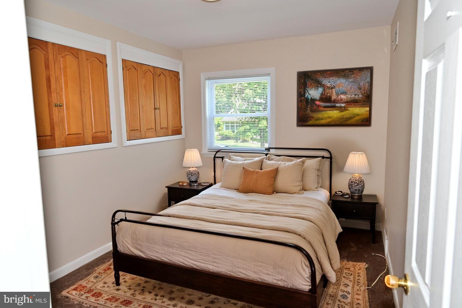 TWICKENHAM VILLAGE - Residential