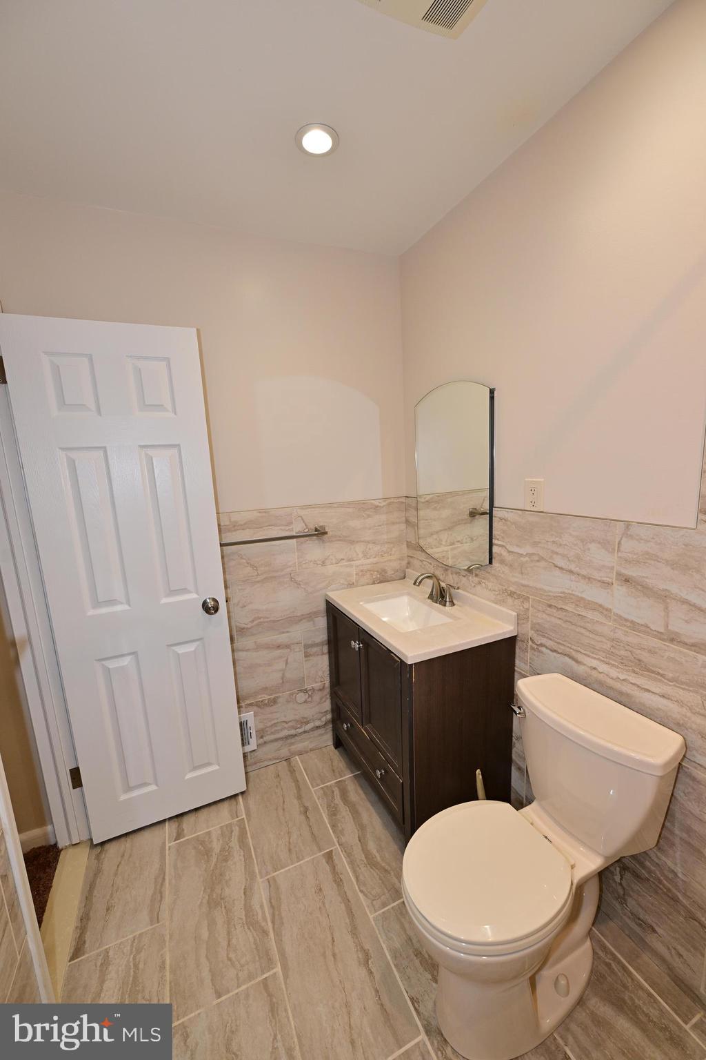 TWICKENHAM VILLAGE - Residential