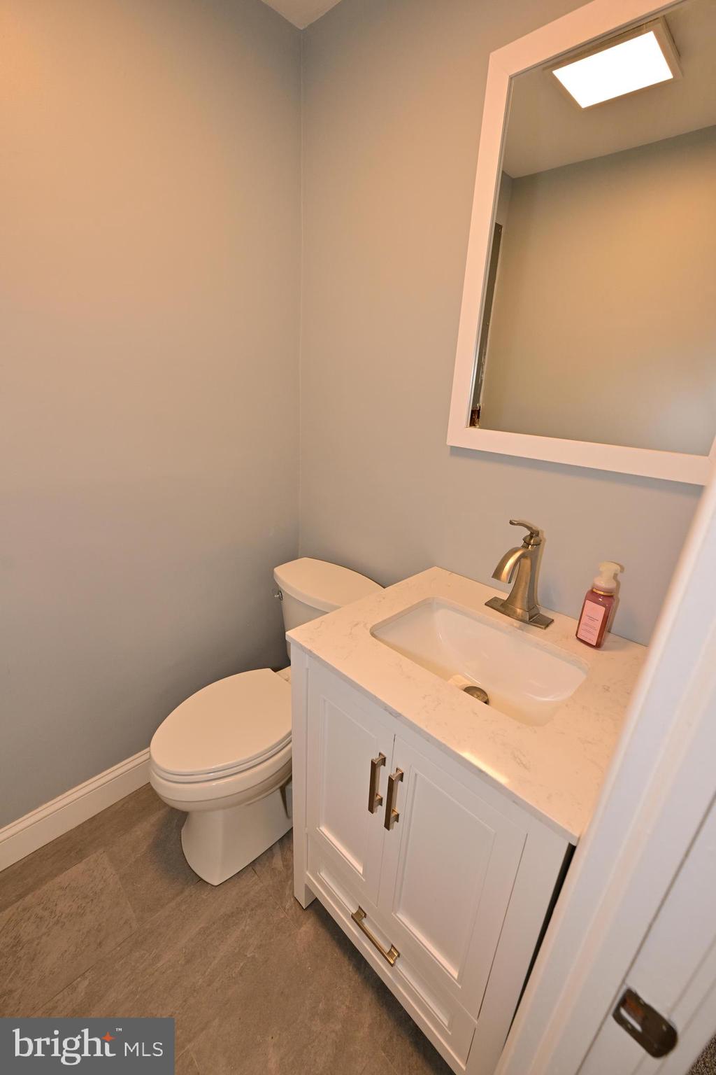 TWICKENHAM VILLAGE - Residential