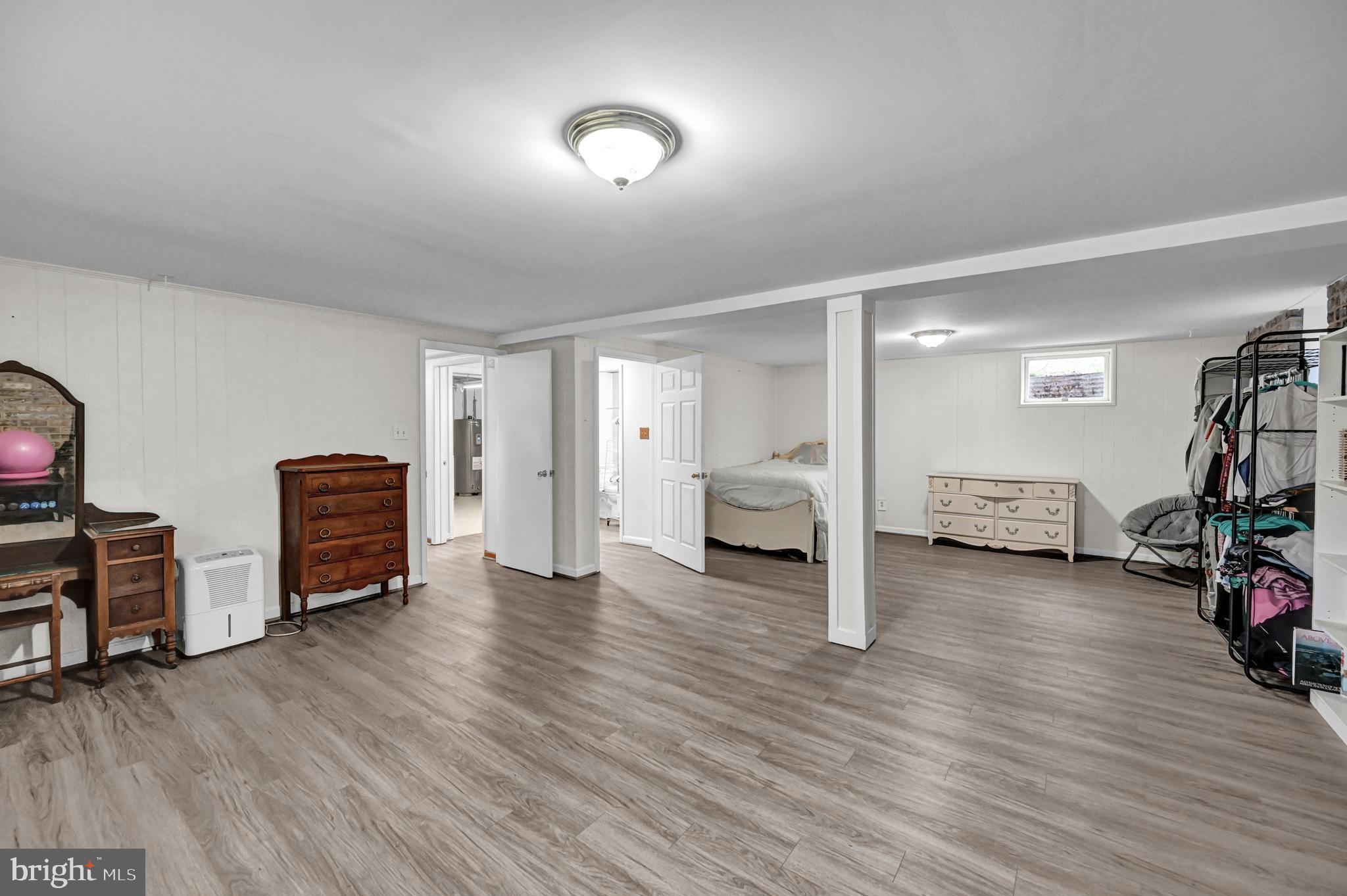 MYERSVILLE - Residential