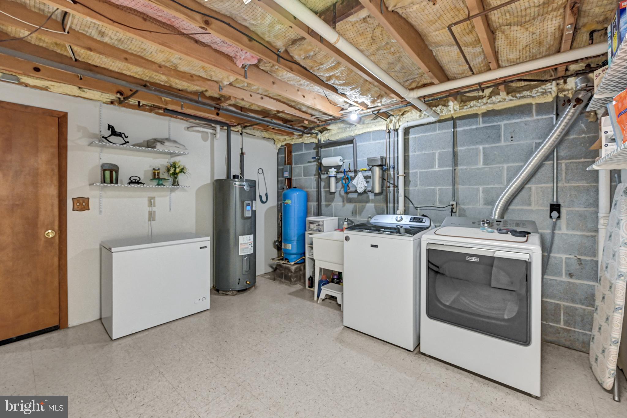 MYERSVILLE - Residential