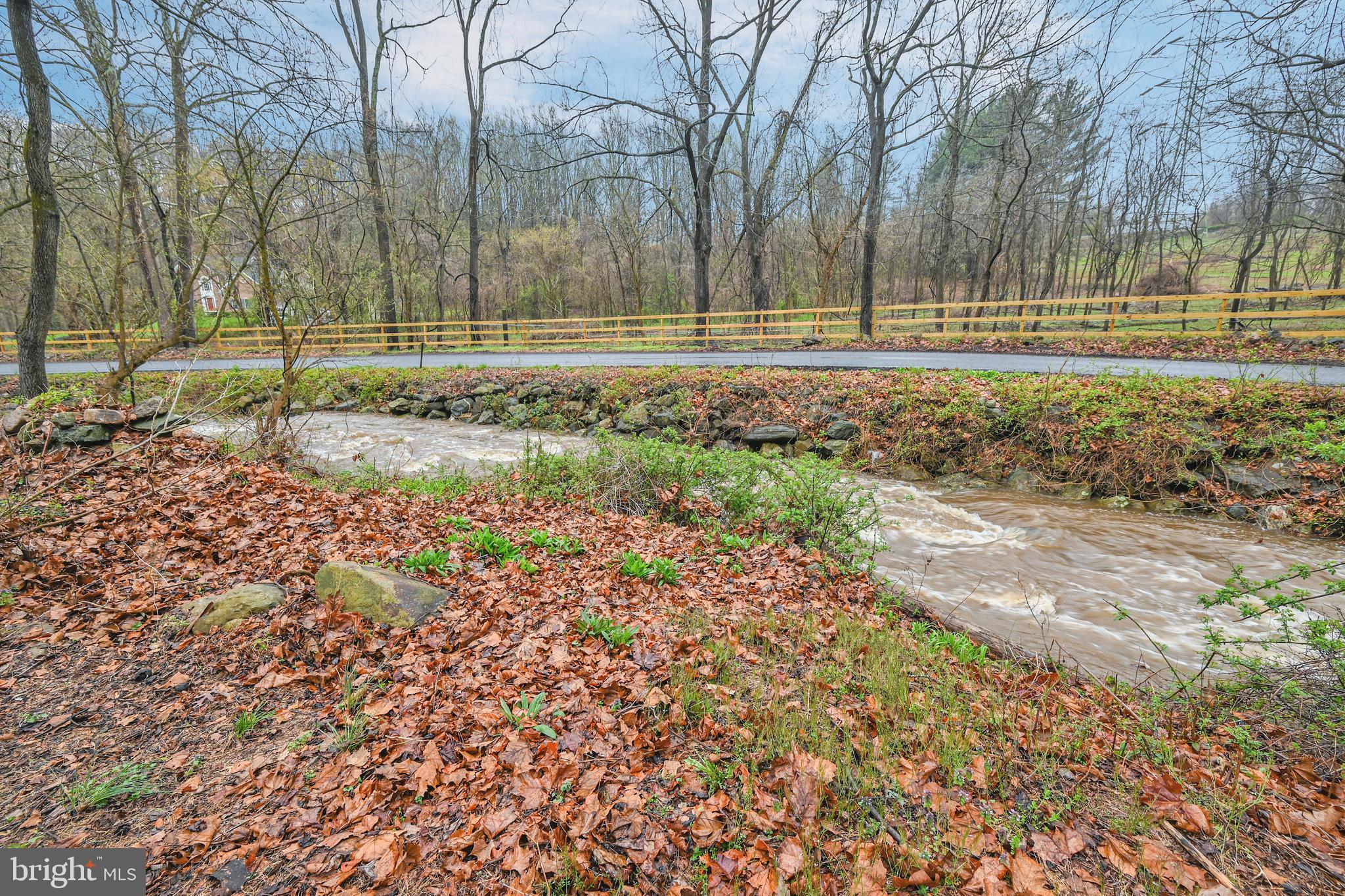 MYERSVILLE - Residential