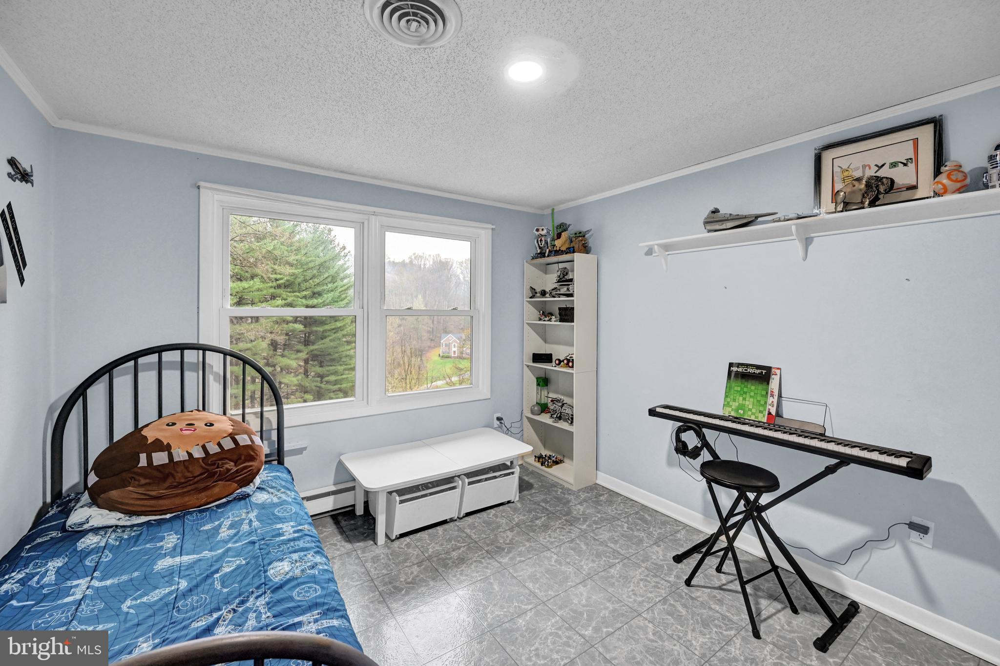 MYERSVILLE - Residential