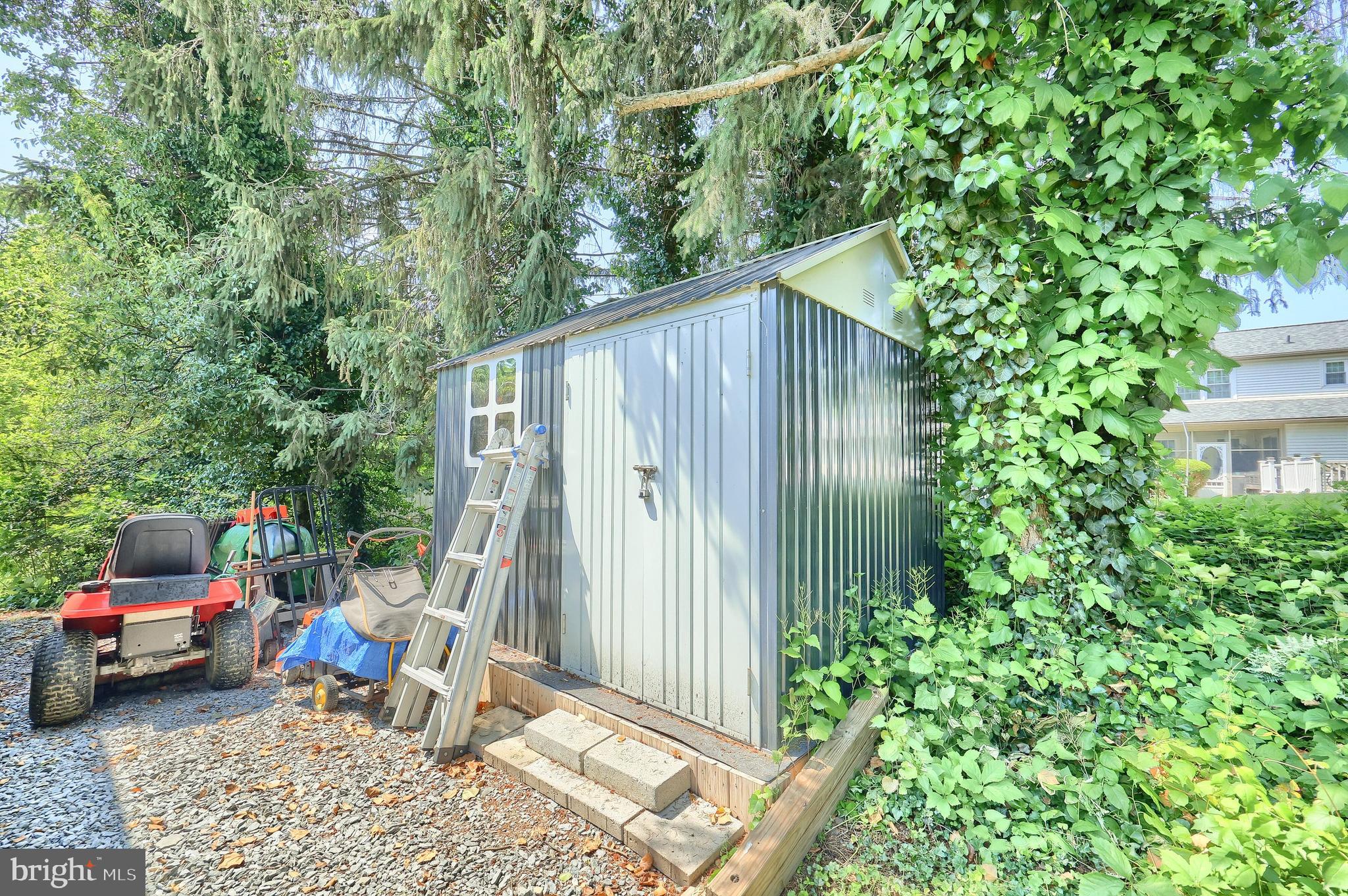 STONEWOOD FARMS - Residential